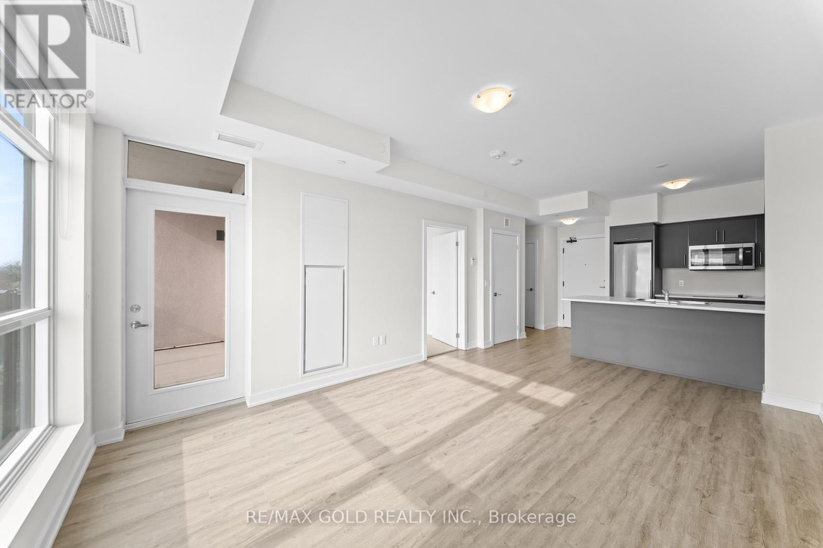 506 - 600 North Service Road, Hamilton, Ontario  L8E 5A7 - Photo 18 - X12759758