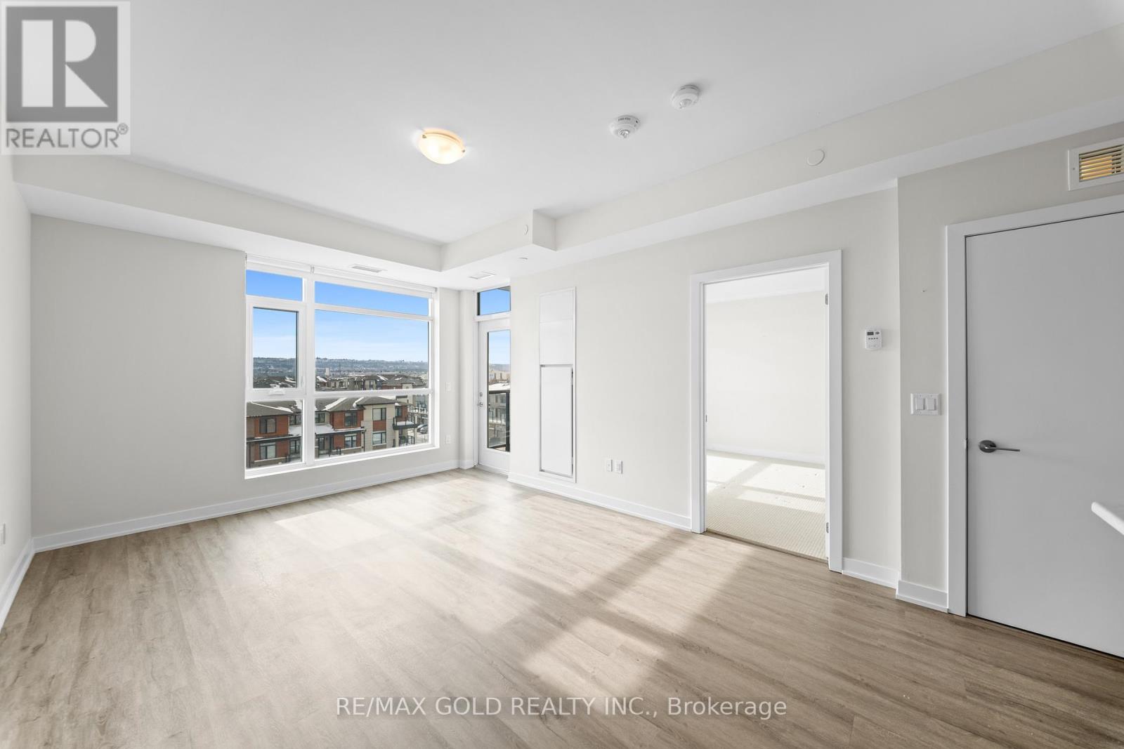 506 - 600 North Service Road, Hamilton, Ontario  L8E 5A7 - Photo 17 - X12759758