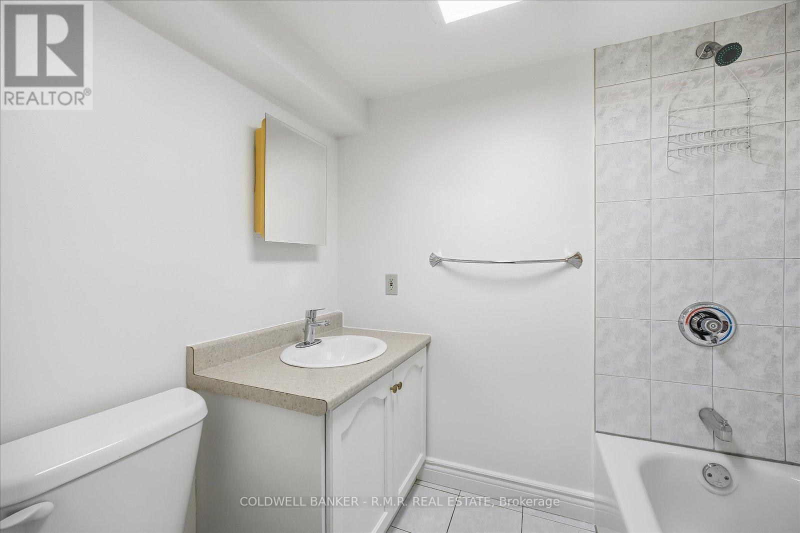 239 Nickerson Drive, Cobourg, Ontario  K9A 1A4 - Photo 18 - X12468050