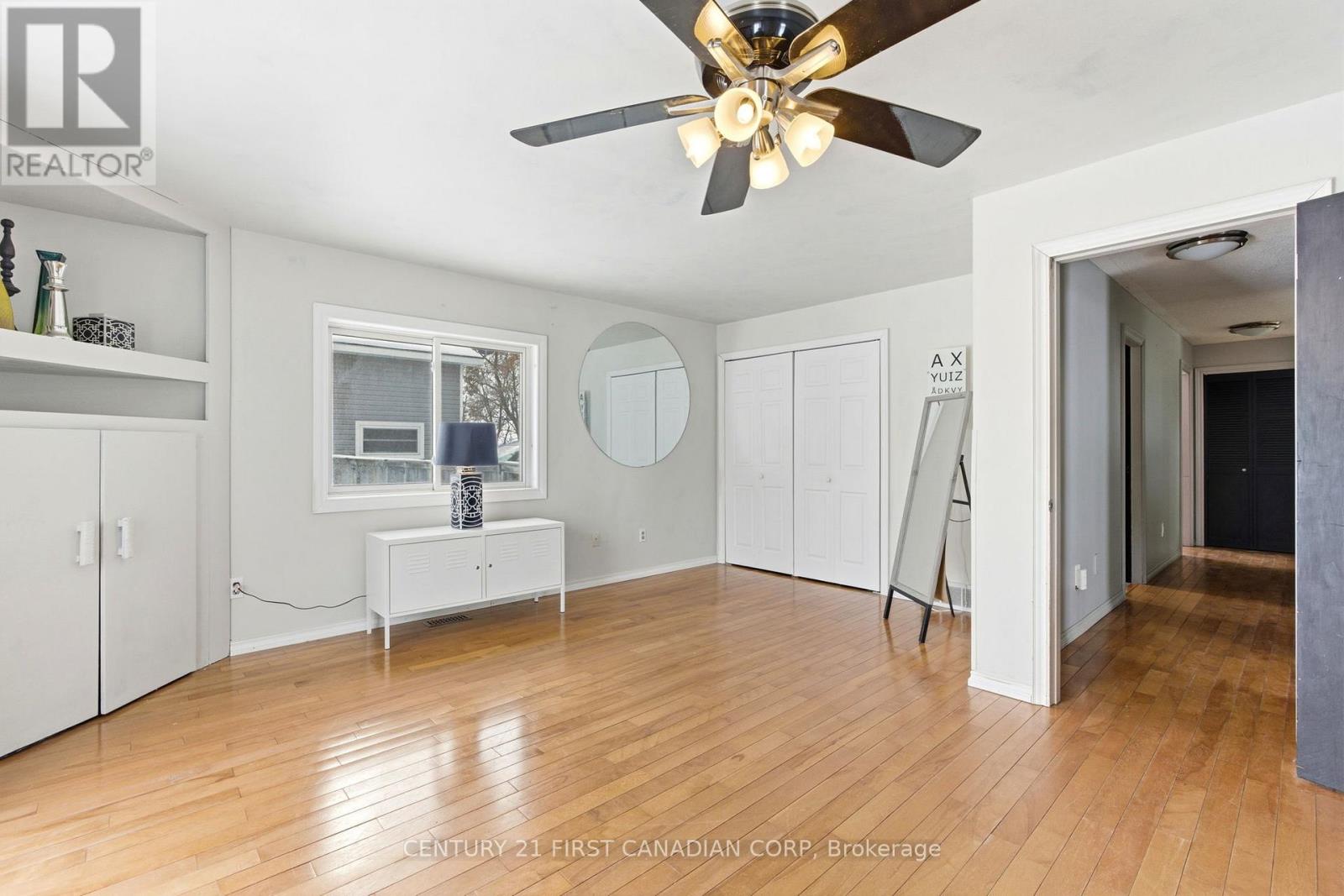 7641 Lakeshore Road, Lambton Shores, Ontario  N0N 1J0 - Photo 21 - X12765188