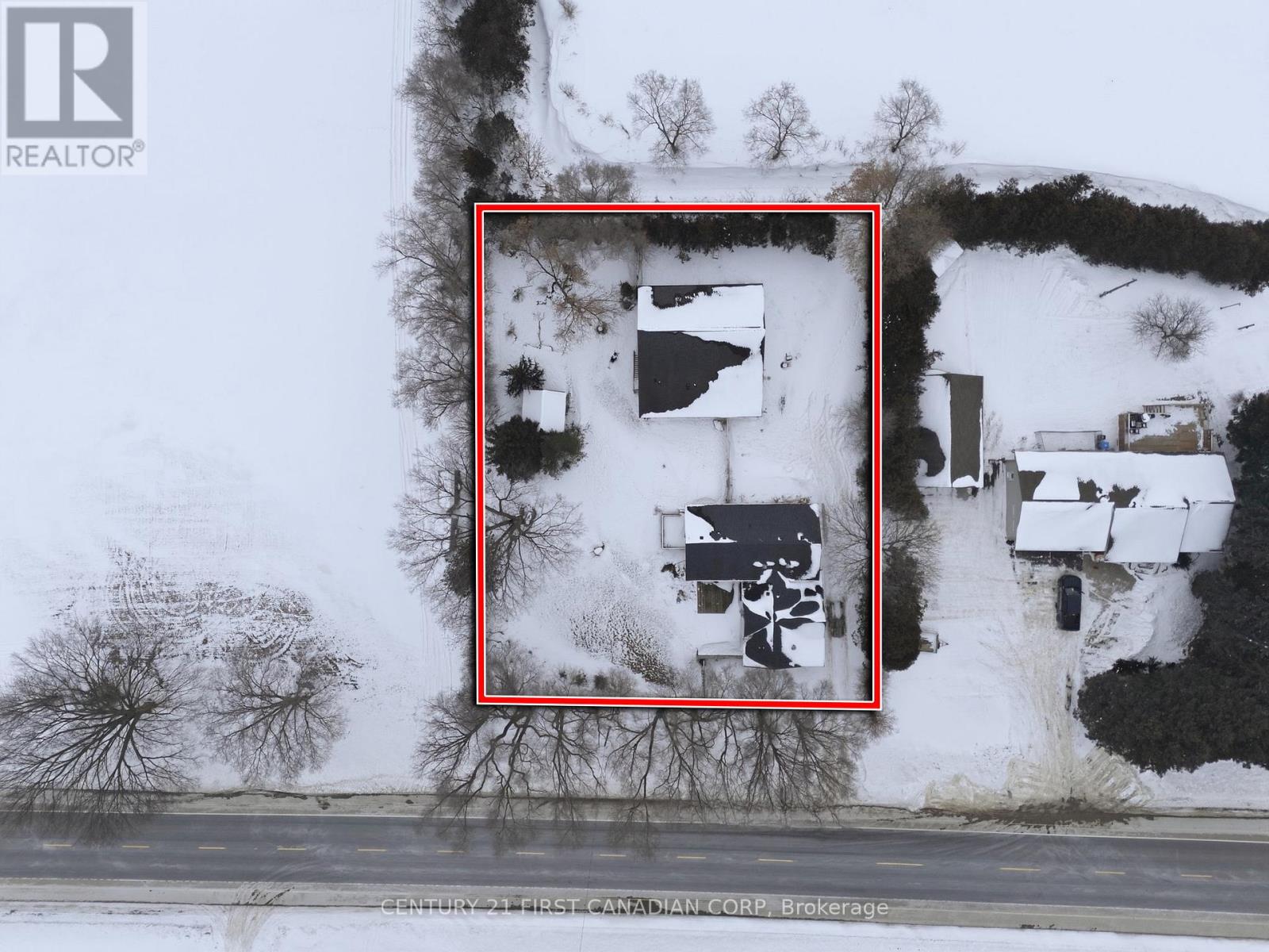 7641 Lakeshore Road, Lambton Shores, Ontario  N0N 1J0 - Photo 7 - X12765188