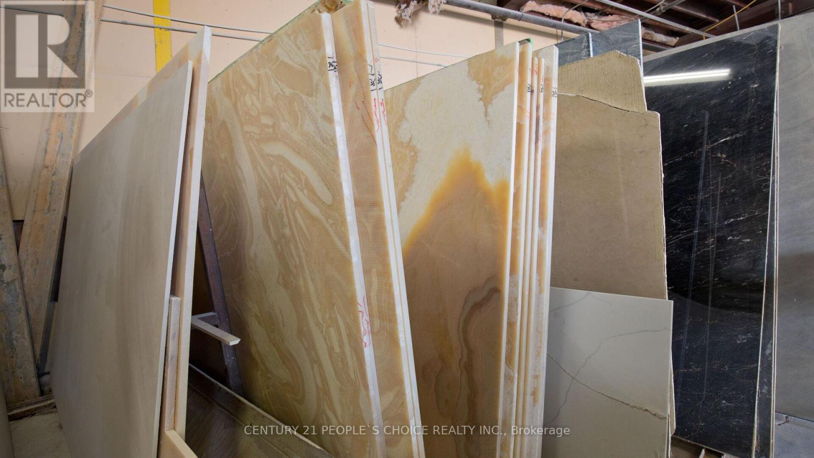 01 - 63 Torbarrie Road, Toronto, Ontario  M3L 1G5 - Photo 21 - W12765856