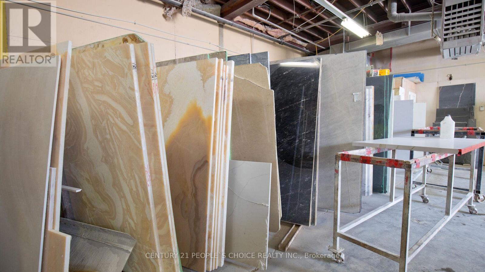 01 - 63 Torbarrie Road, Toronto, Ontario  M3L 1G5 - Photo 23 - W12765856