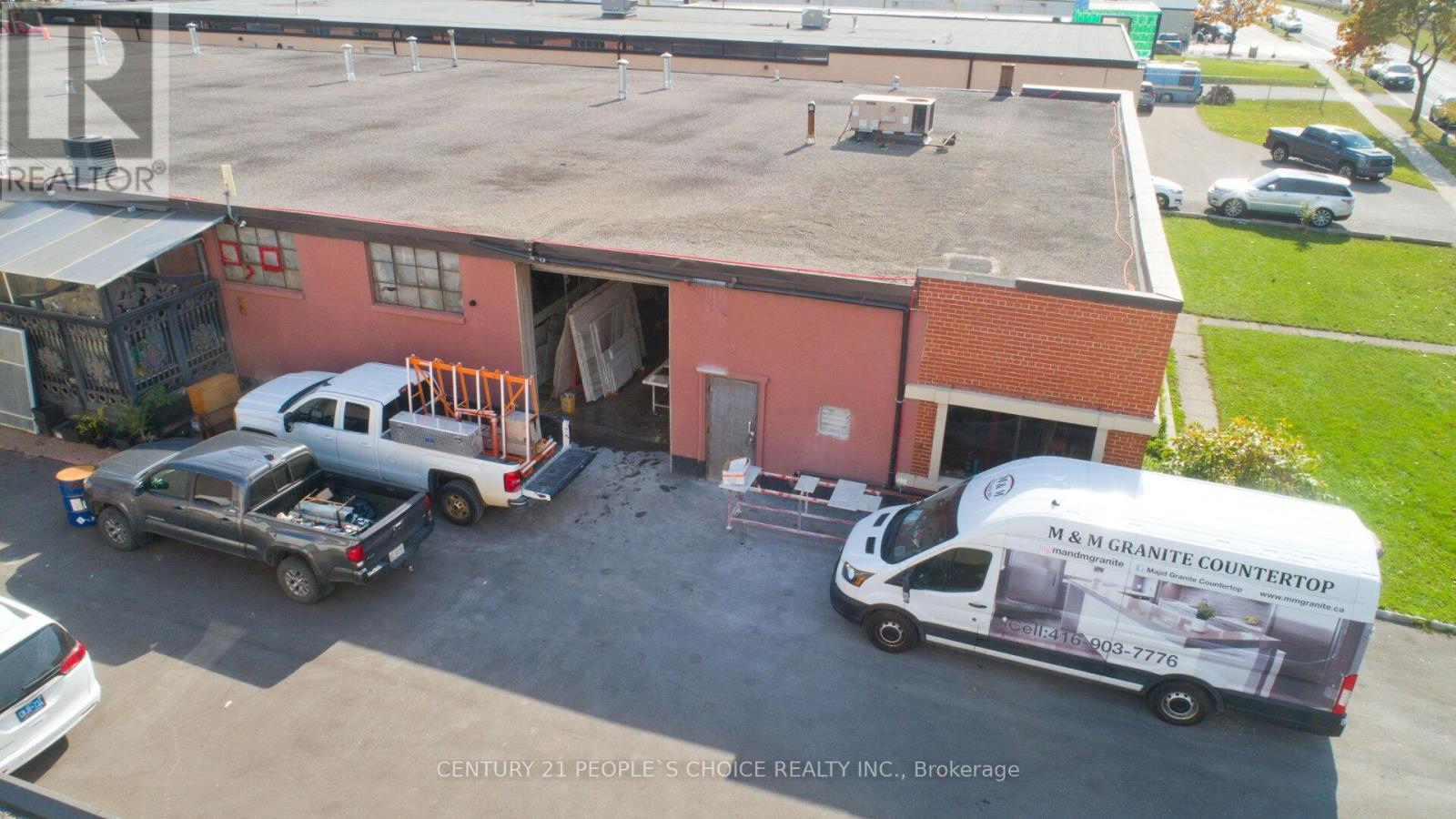 01 - 63 Torbarrie Road, Toronto, Ontario  M3L 1G5 - Photo 44 - W12765856