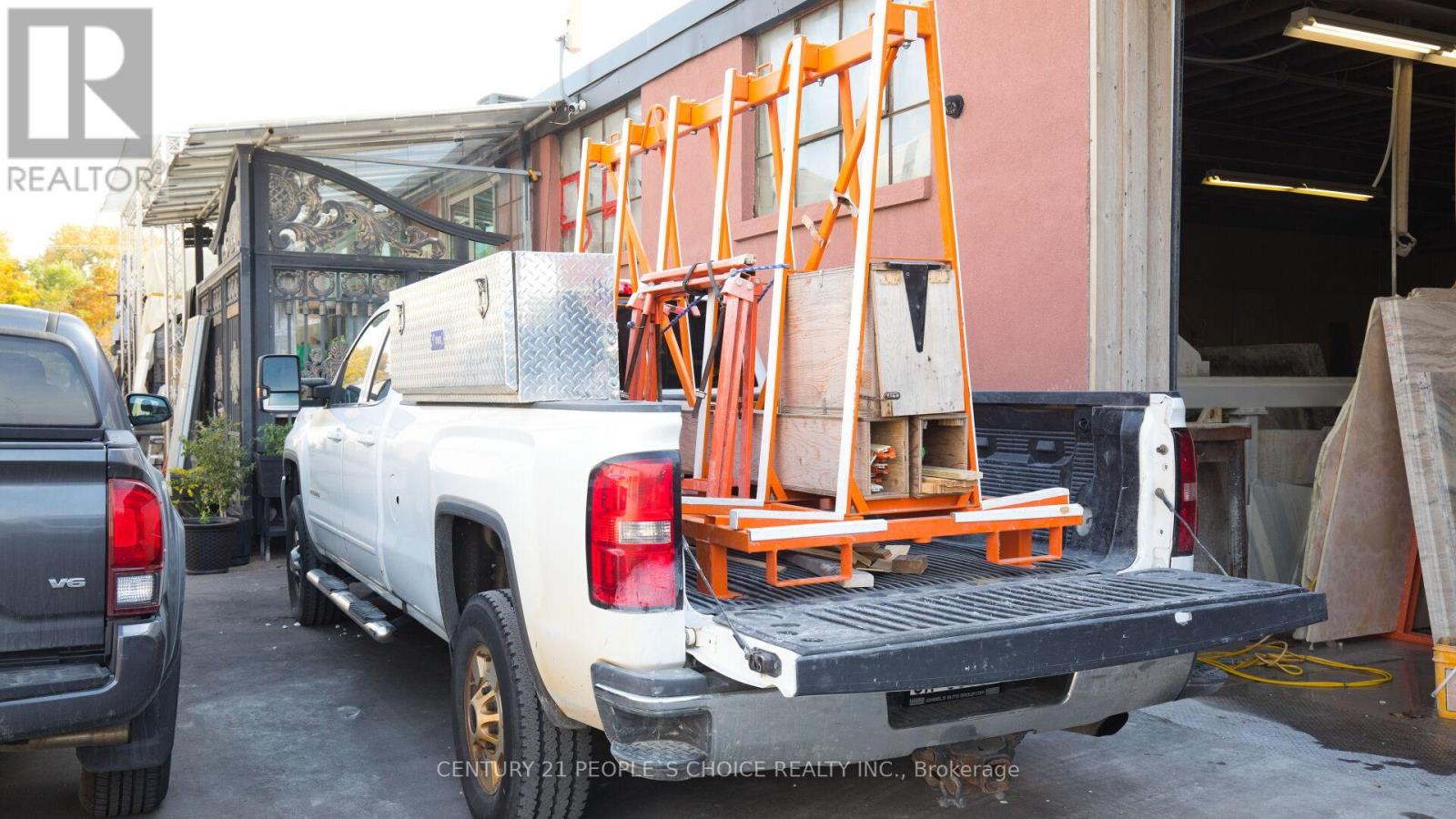 01 - 63 Torbarrie Road, Toronto, Ontario  M3L 1G5 - Photo 47 - W12765856