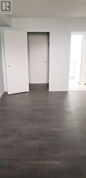 1407 - 40 Panorama Court, Toronto, Ontario  M9V 4M1 - Photo 7 - W12765858