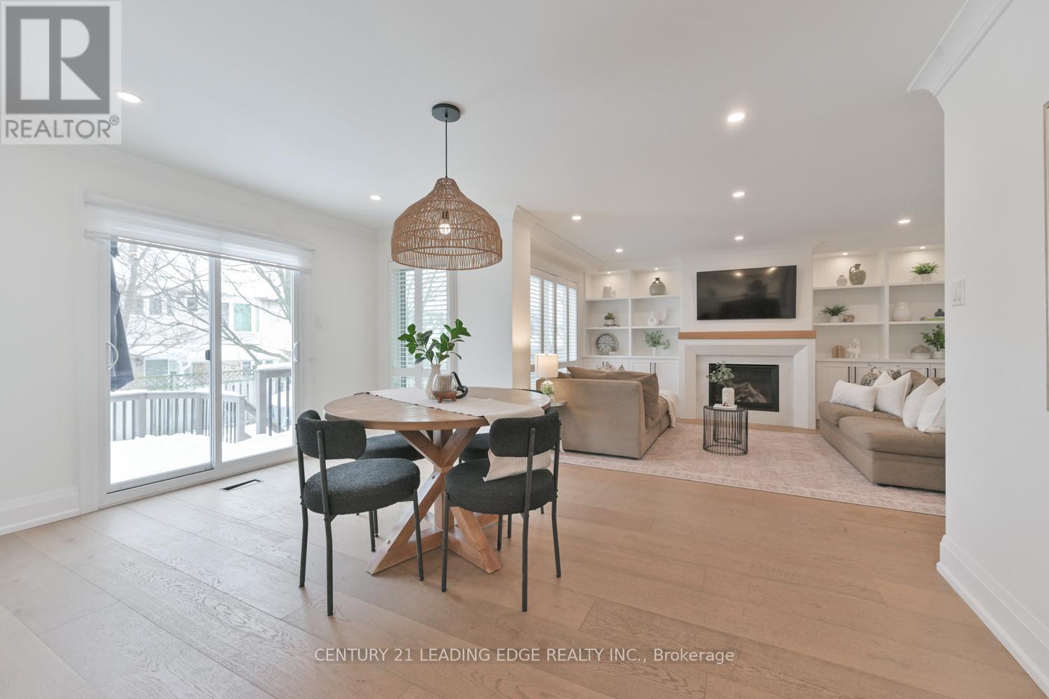 2451 Butternut Crescent, Burlington, Ontario  L7M 3L7 - Photo 10 - W12765876