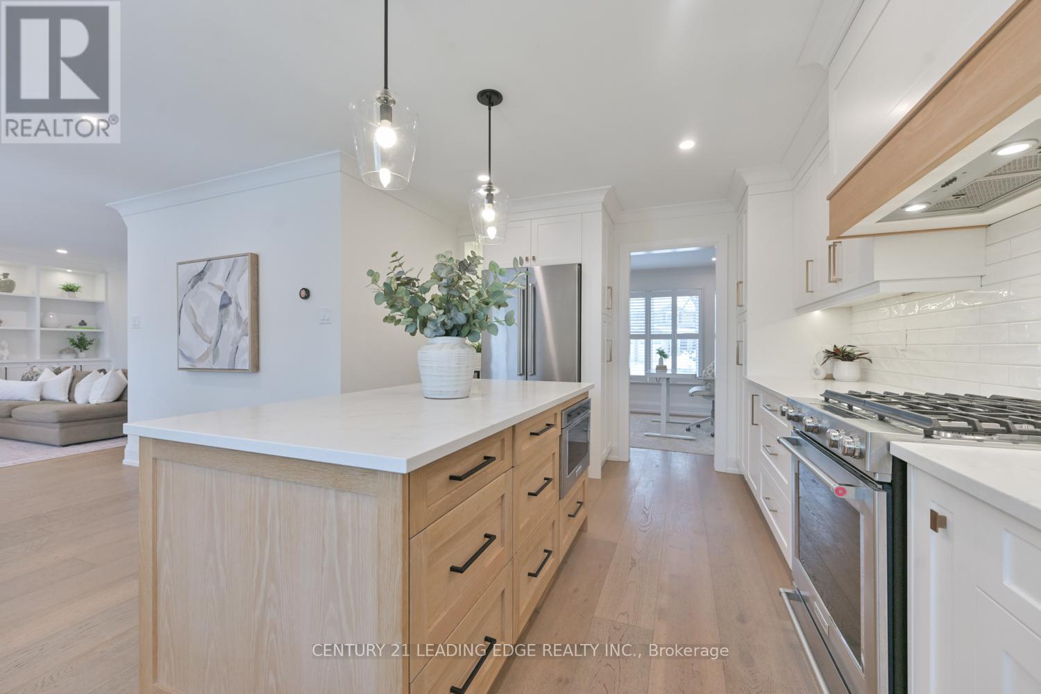 2451 Butternut Crescent, Burlington, Ontario  L7M 3L7 - Photo 13 - W12765876