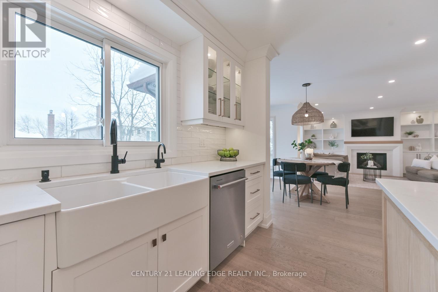 2451 Butternut Crescent, Burlington, Ontario  L7M 3L7 - Photo 15 - W12765876