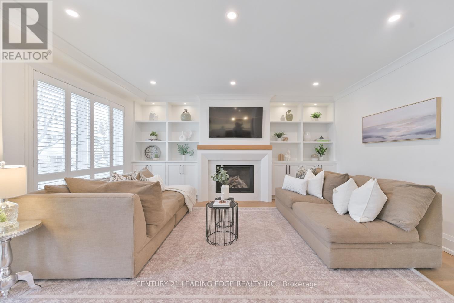 2451 Butternut Crescent, Burlington, Ontario  L7M 3L7 - Photo 17 - W12765876