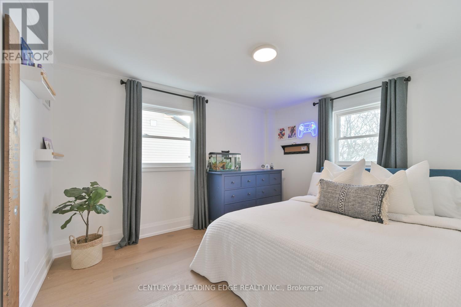 2451 Butternut Crescent, Burlington, Ontario  L7M 3L7 - Photo 32 - W12765876