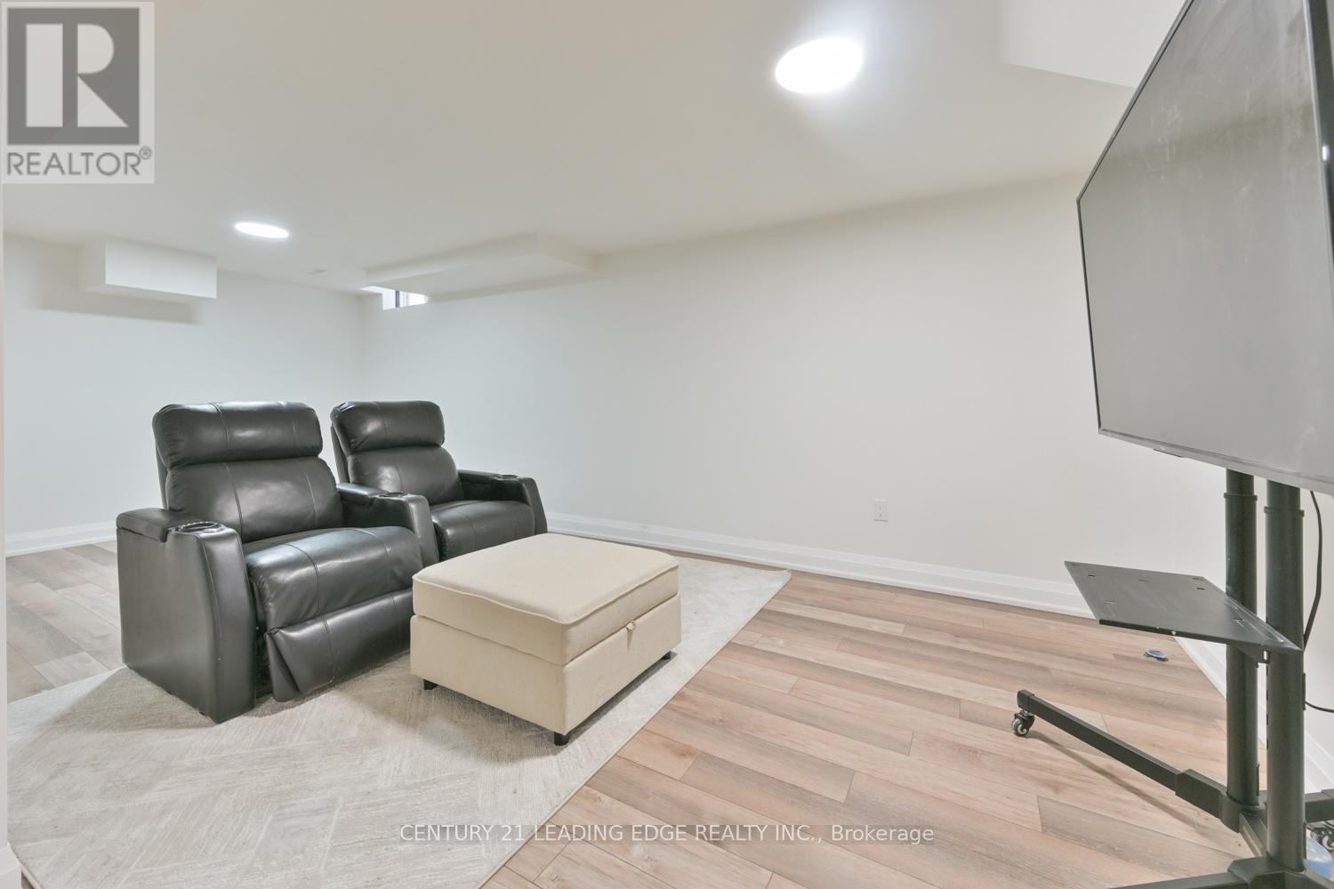 2451 Butternut Crescent, Burlington, Ontario  L7M 3L7 - Photo 40 - W12765876