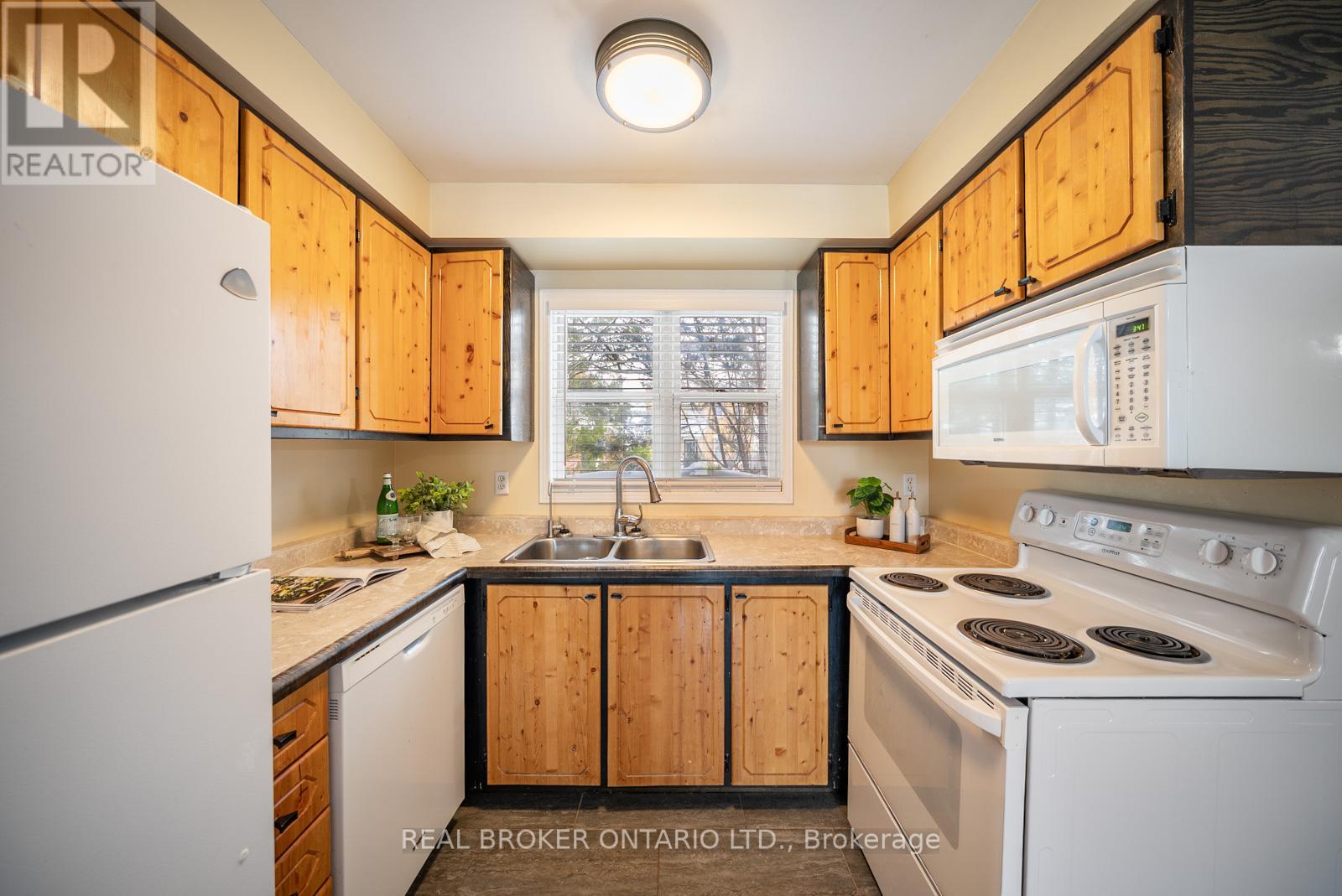 313 Elderberry Street, Orangeville, Ontario  L9W 4Z6 - Photo 13 - W12765900