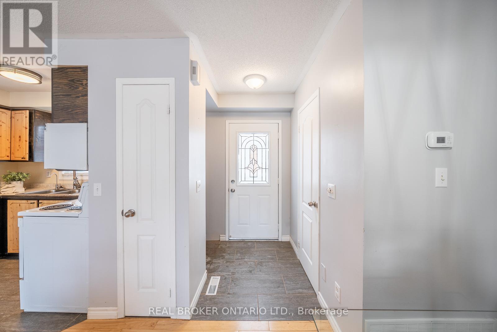 313 Elderberry Street, Orangeville, Ontario  L9W 4Z6 - Photo 4 - W12765900