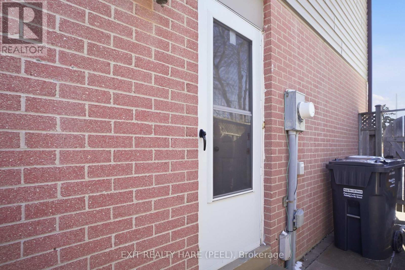 20 Sutherland Avenue, Brampton, Ontario  L6V 2H4 - Photo 36 - W12765940