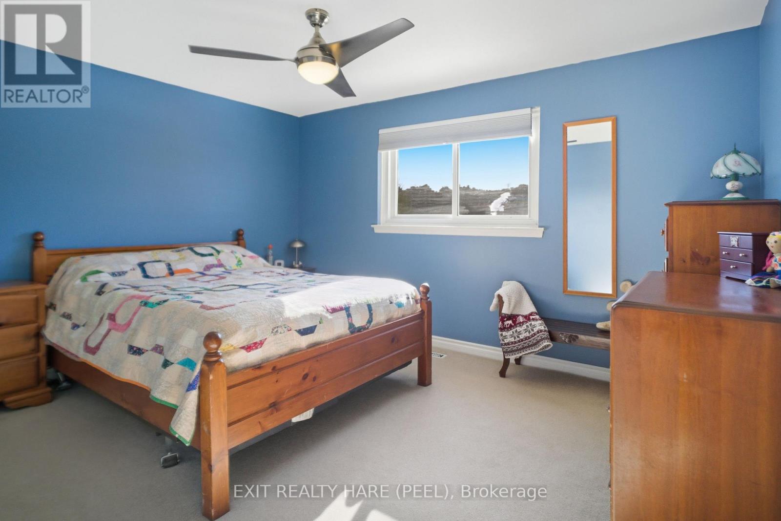 20 Sutherland Avenue, Brampton, Ontario  L6V 2H4 - Photo 7 - W12765940