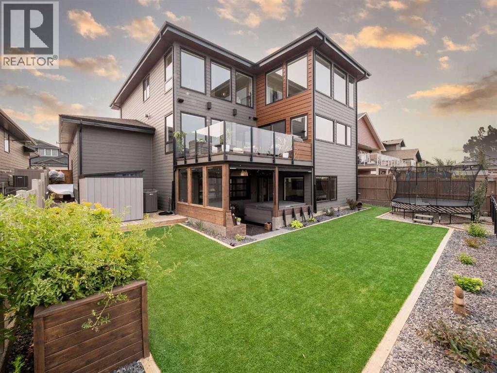 19 Stonecrest Point W, Lethbridge, Alberta  T1K 6W3 - Photo 2 - A2281905