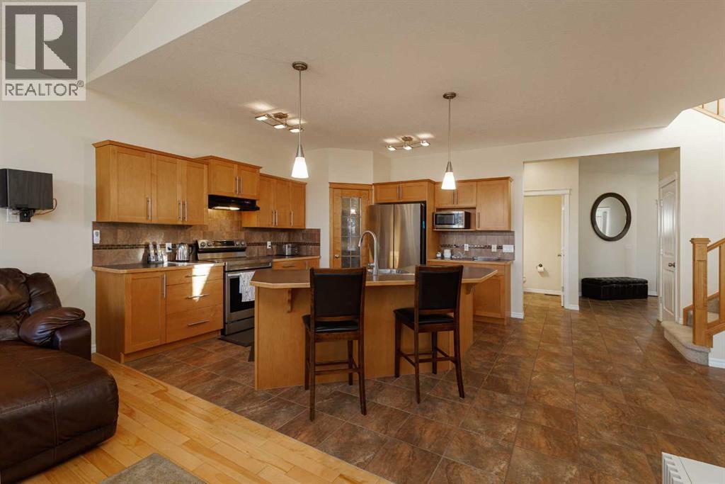 116 Rainbow Falls Grove, Chestermere, Alberta  t1x 0e9 - Photo 7 - A2279801