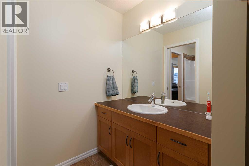 116 Rainbow Falls Grove, Chestermere, Alberta  t1x 0e9 - Photo 31 - A2279801