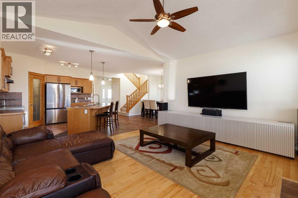 116 Rainbow Falls Grove, Chestermere, Alberta  t1x 0e9 - Photo 14 - A2279801