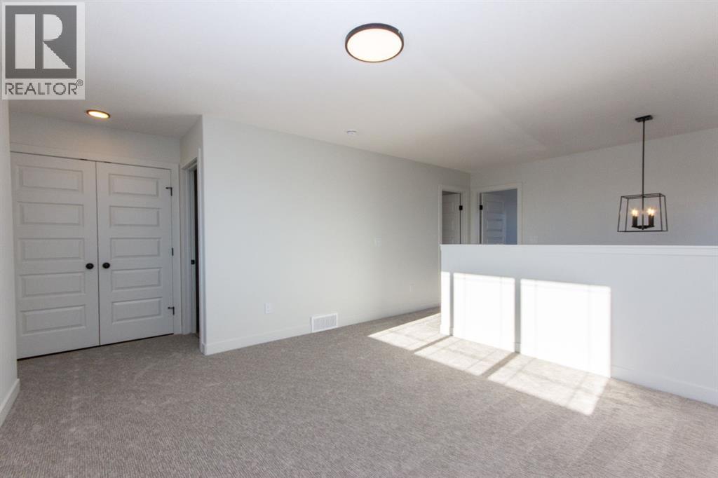 260 Augustus Way, Penhold, Alberta  T0M 1R0 - Photo 25 - A2272164