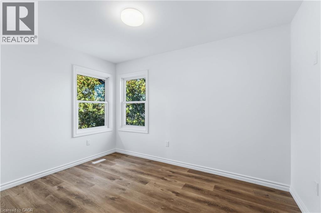 387 Weir Street N, Hamilton, Ontario  L8H 5G6 - Photo 13 - 40793073