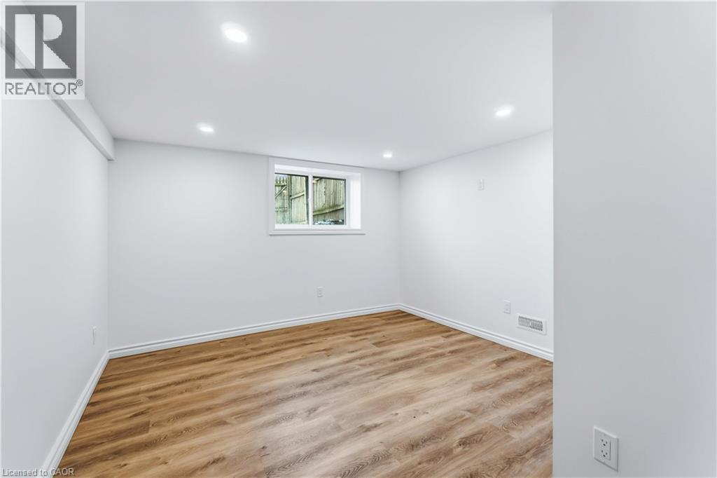 387 Weir Street N, Hamilton, Ontario  L8H 5G6 - Photo 19 - 40793073