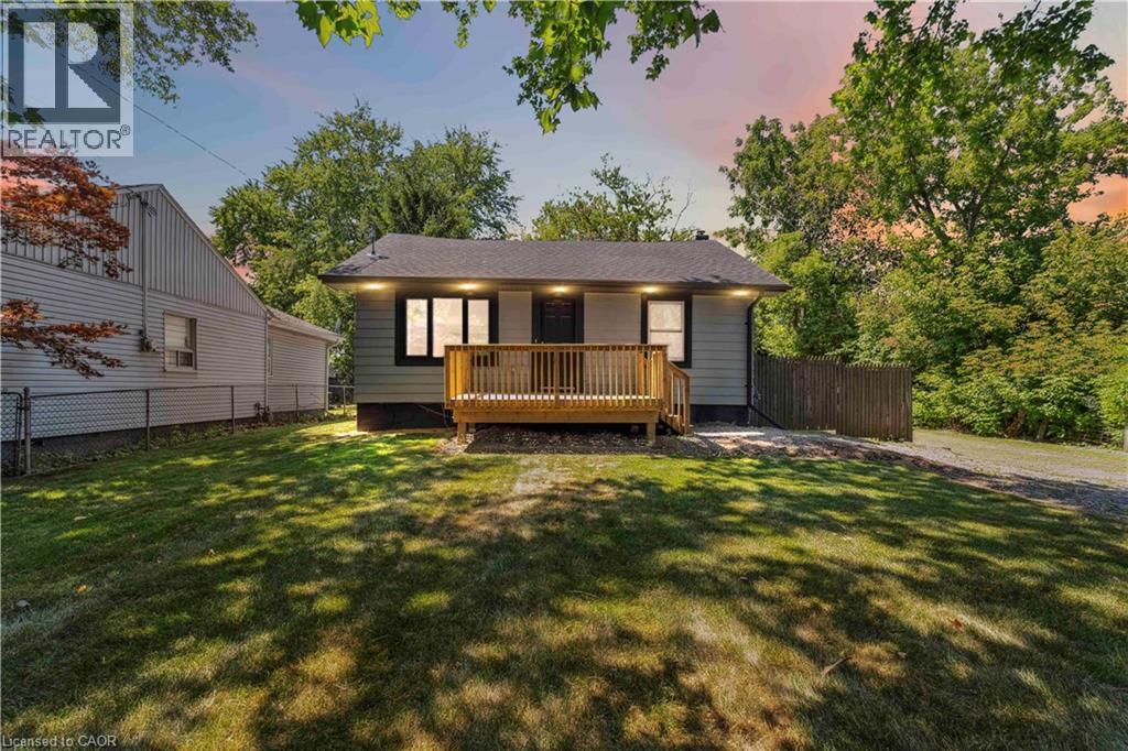 387 Weir Street N, Hamilton, Ontario  L8H 5G6 - Photo 2 - 40793073