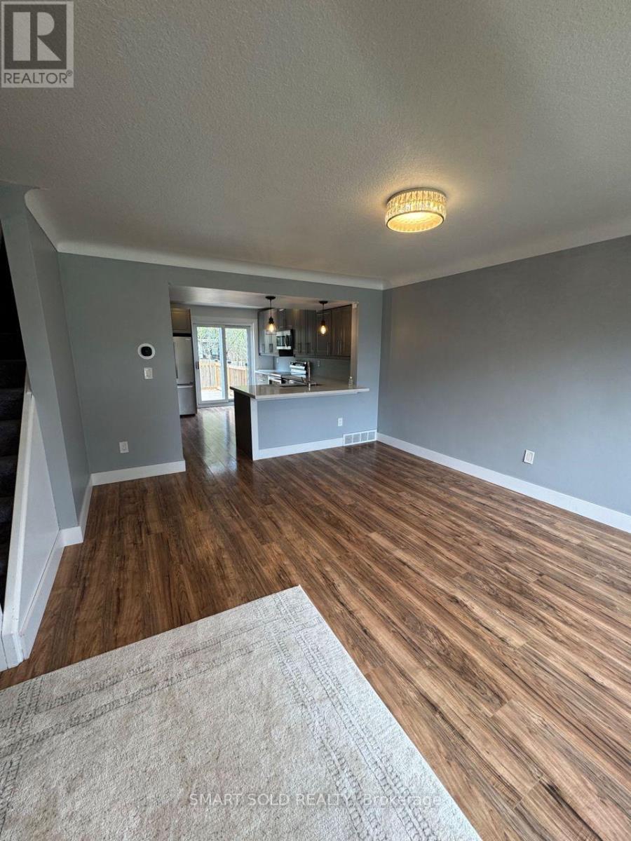 131a Louth Street, St. Catharines, Ontario  L2S 2T8 - Photo 3 - X12765896