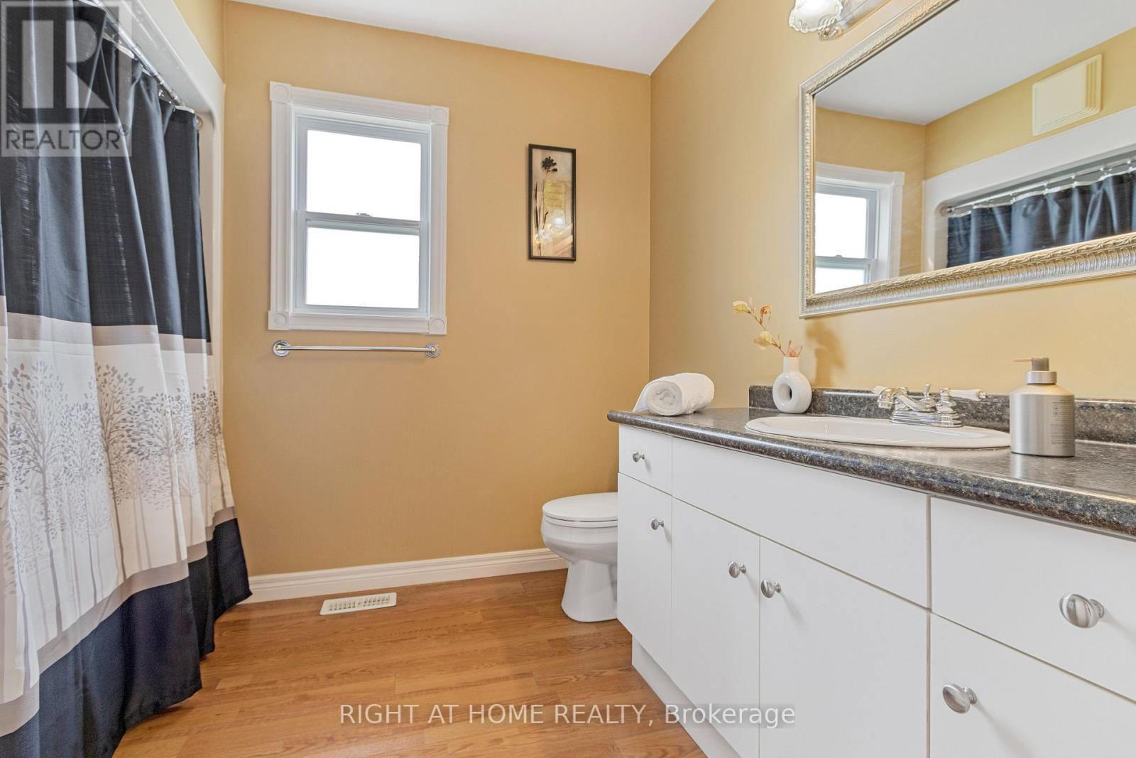 9 Discovery Court, Chatham-Kent, Ontario  N7L 0A3 - Photo 13 - X12765930