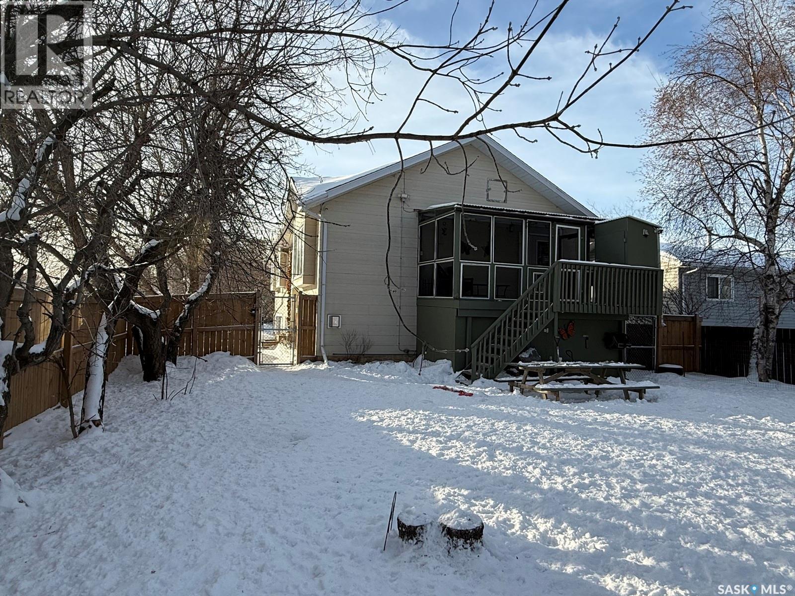 801 2nd Avenue W, Meadow Lake, Saskatchewan  S9X 1A1 - Photo 21 - SK028081