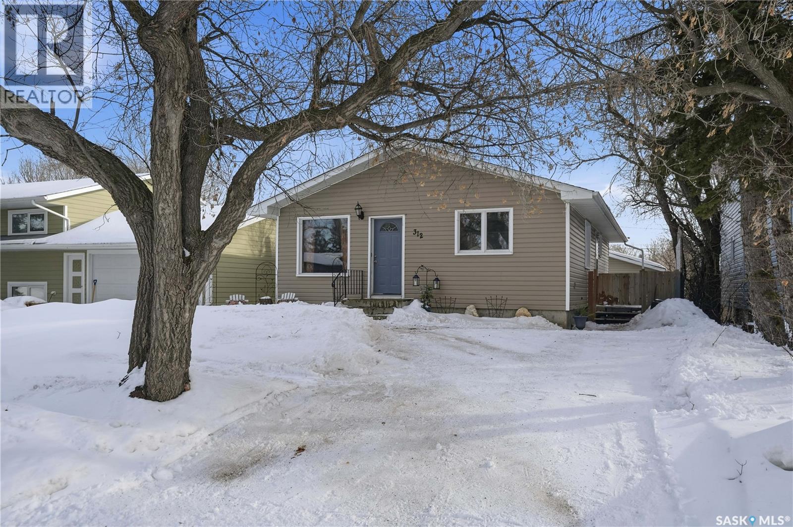 312 Grant Street, Davidson, Saskatchewan  S0G 1A0 - Photo 1 - SK028075