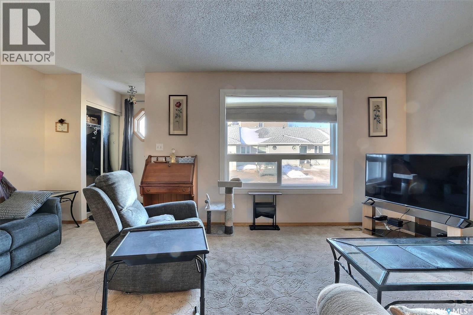 6302 Engel Drive, Regina, Saskatchewan  S4X 4L2 - Photo 6 - SK028045