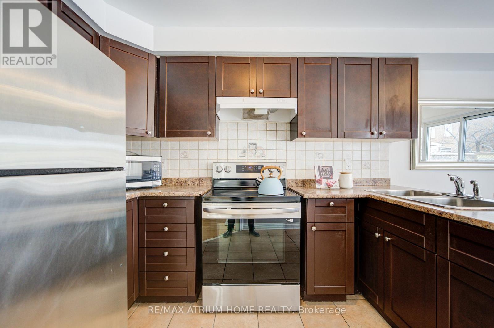 59 Hollybush Drive, Vaughan, Ontario  L6A 2H5 - Photo 13 - N12758716