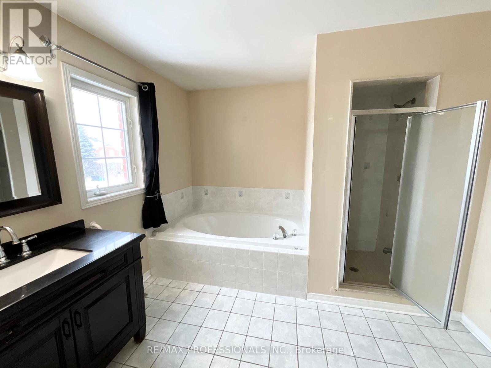 3056 Mcdowell Drive, Mississauga (Churchill Meadows), Ontario  L5M 6J4 - Photo 22 - W12764862