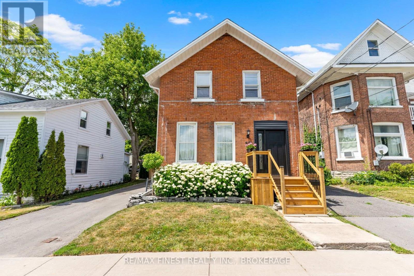 55 Bridge Street W, Greater Napanee, Ontario  K7R 2C4 - Photo 2 - X12512260