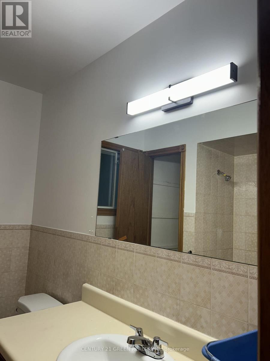 719 Keates Avenue, Oshawa, Ontario  L1H 7Y3 - Photo 9 - E12607574