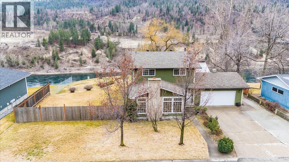 3866 Carnation Drive, Trail, British Columbia  V1R 4W9 - Photo 14 - 10375163