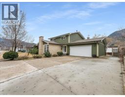 3866 CARNATION Drive, Trail, British Columbia