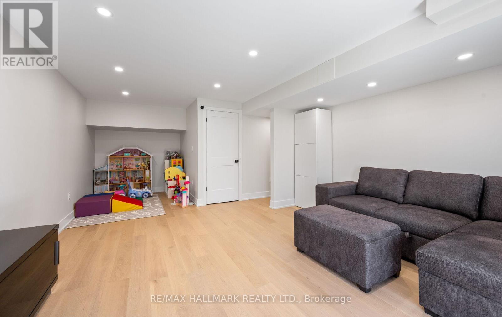 155 Stevenson Crescent, Bradford West Gwillimbury, Ontario  L3Z 4M1 - Photo 39 - N12551558