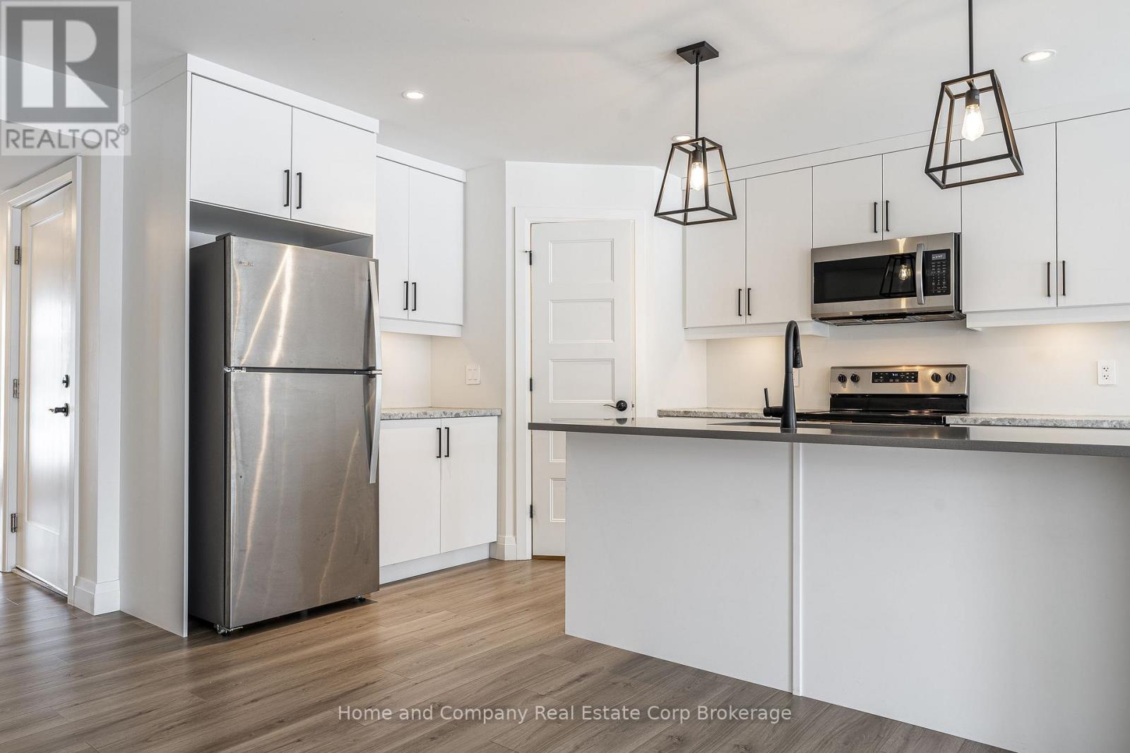 17 Trail Side Drive, St. Marys, Ontario  N4X 0C1 - Photo 8 - X12766070