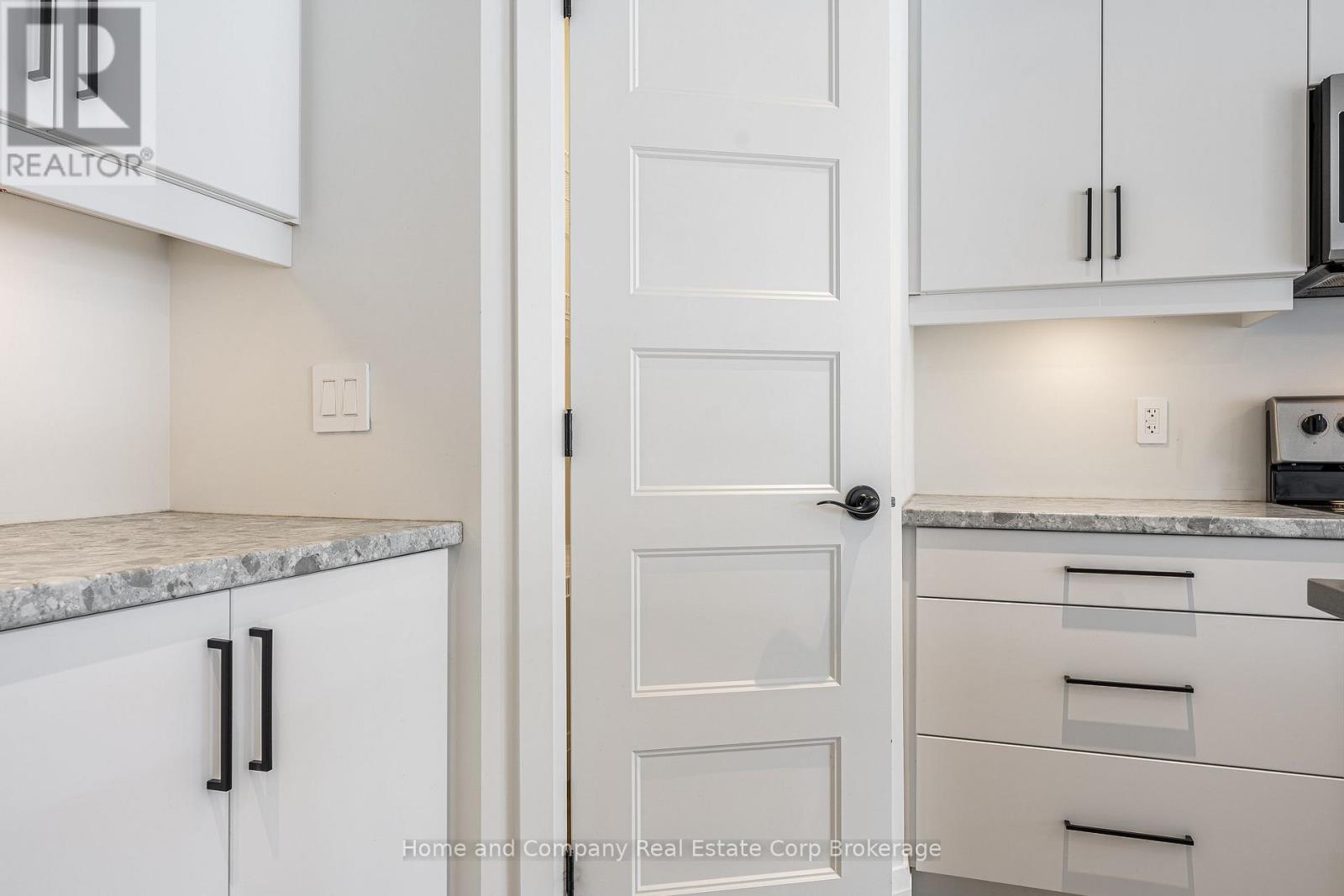 17 Trail Side Drive, St. Marys, Ontario  N4X 0C1 - Photo 9 - X12766070