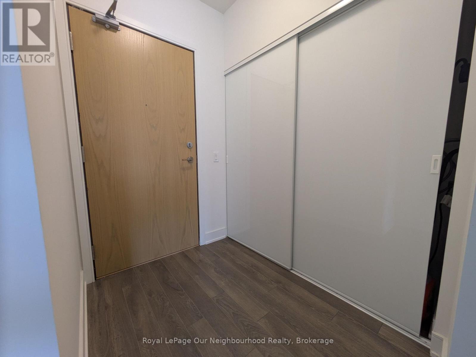 211 - 1350 Ellesmere Road, Toronto (Bendale), Ontario  M1P 2X9 - Photo 3 - E12765998