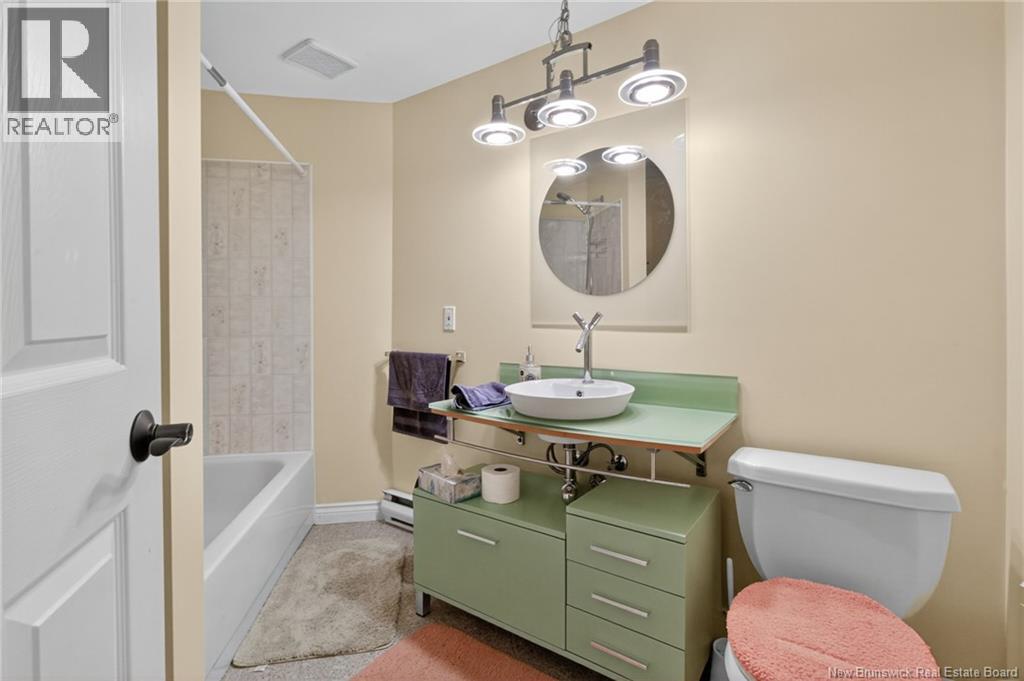 380 Salisbury Road, Moncton, New Brunswick E1E 1A7 - Photo 40 - NB131251