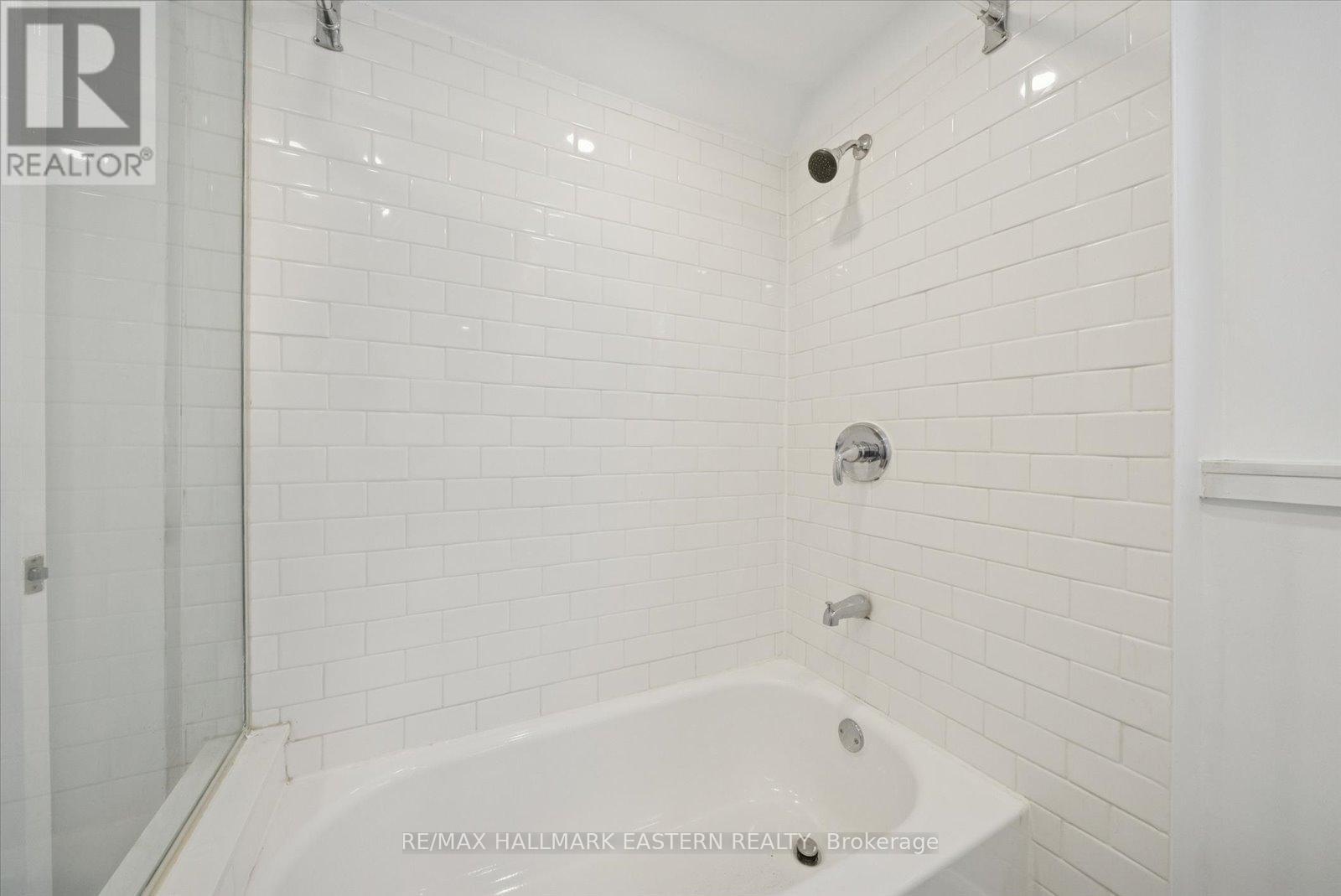 344 Fife Avenue, Selwyn, Ontario  K9J 6X3 - Photo 17 - X12766002