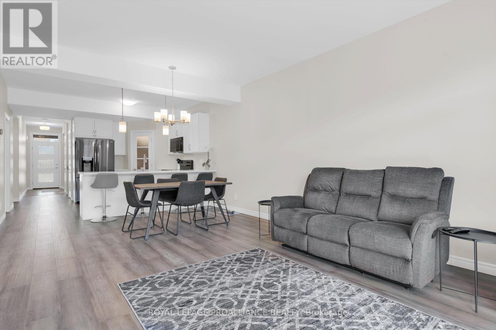 84 Athabaska Drive, Belleville (Thurlow Ward), Ontario  K8N 0T2 - Photo 20 - X12766072