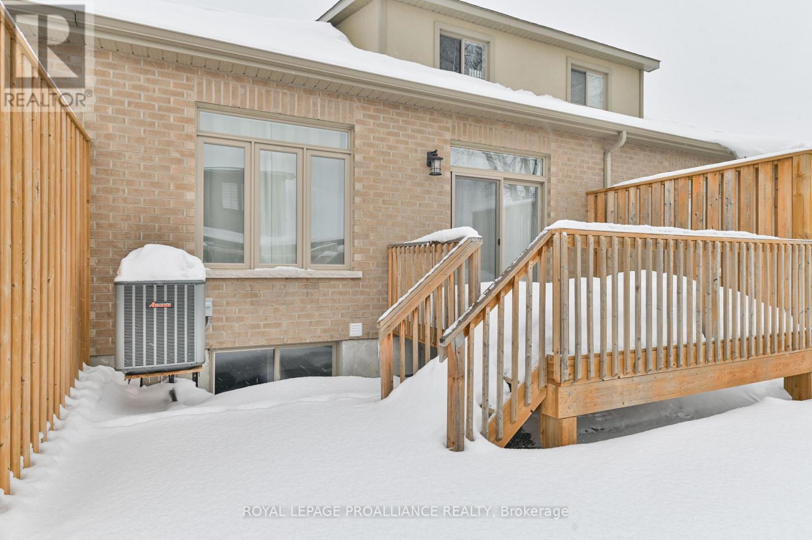 84 Athabaska Drive, Belleville (Thurlow Ward), Ontario  K8N 0T2 - Photo 31 - X12766072