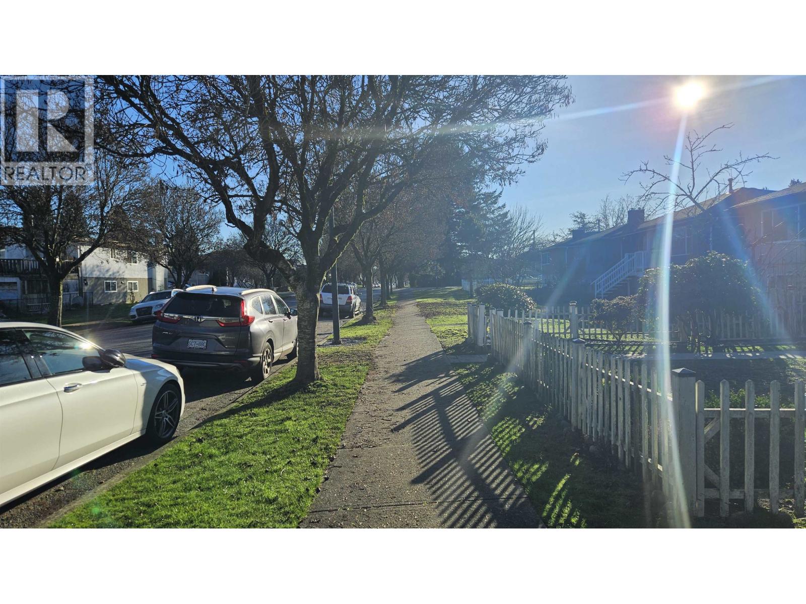 543 Rupert Street, Vancouver, British Columbia  V5K 4K6 - Photo 3 - R3080716