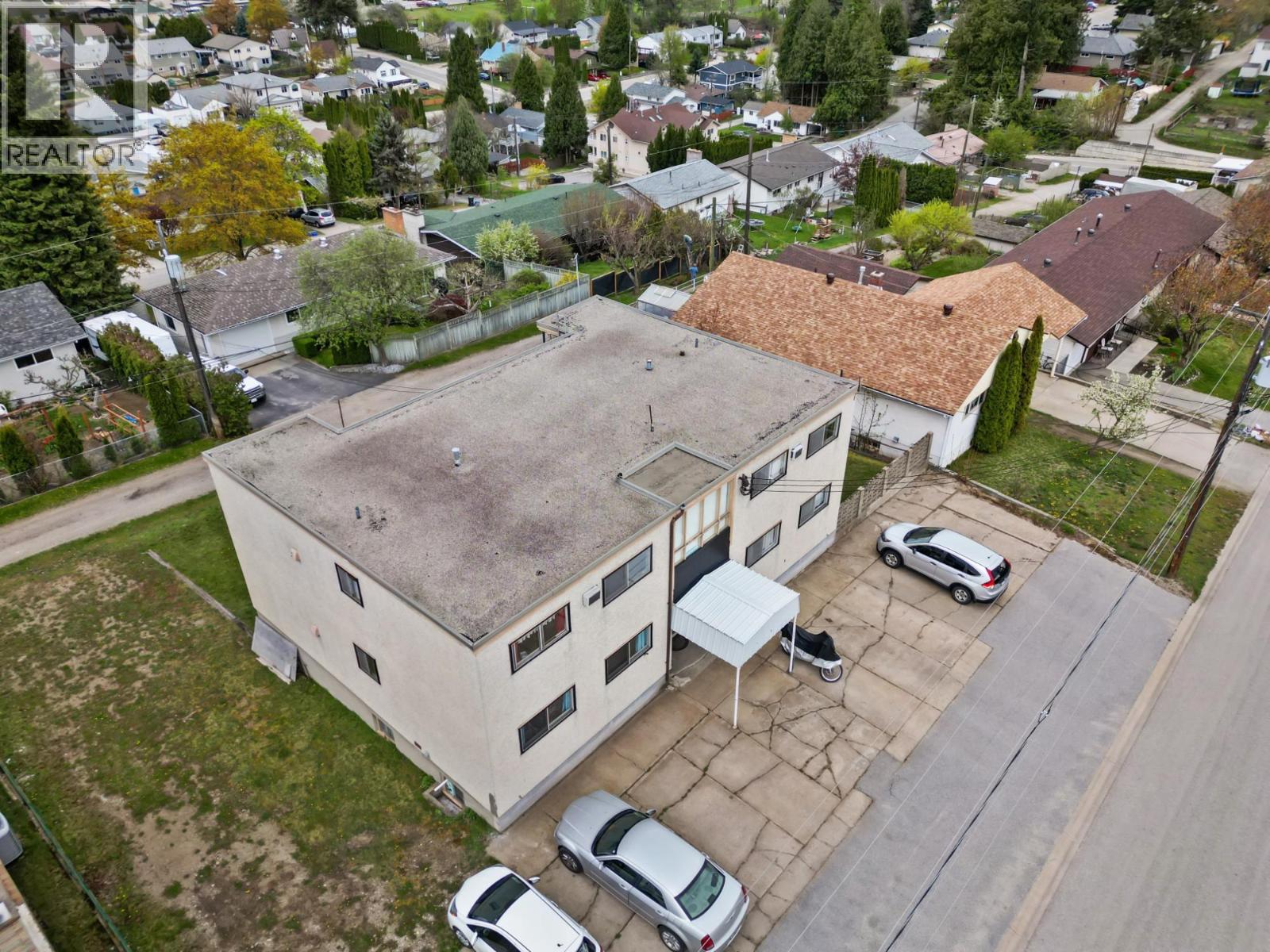 525 11th Avenue, Castlegar, British Columbia  V1N 1J6 - Photo 75 - 10375048