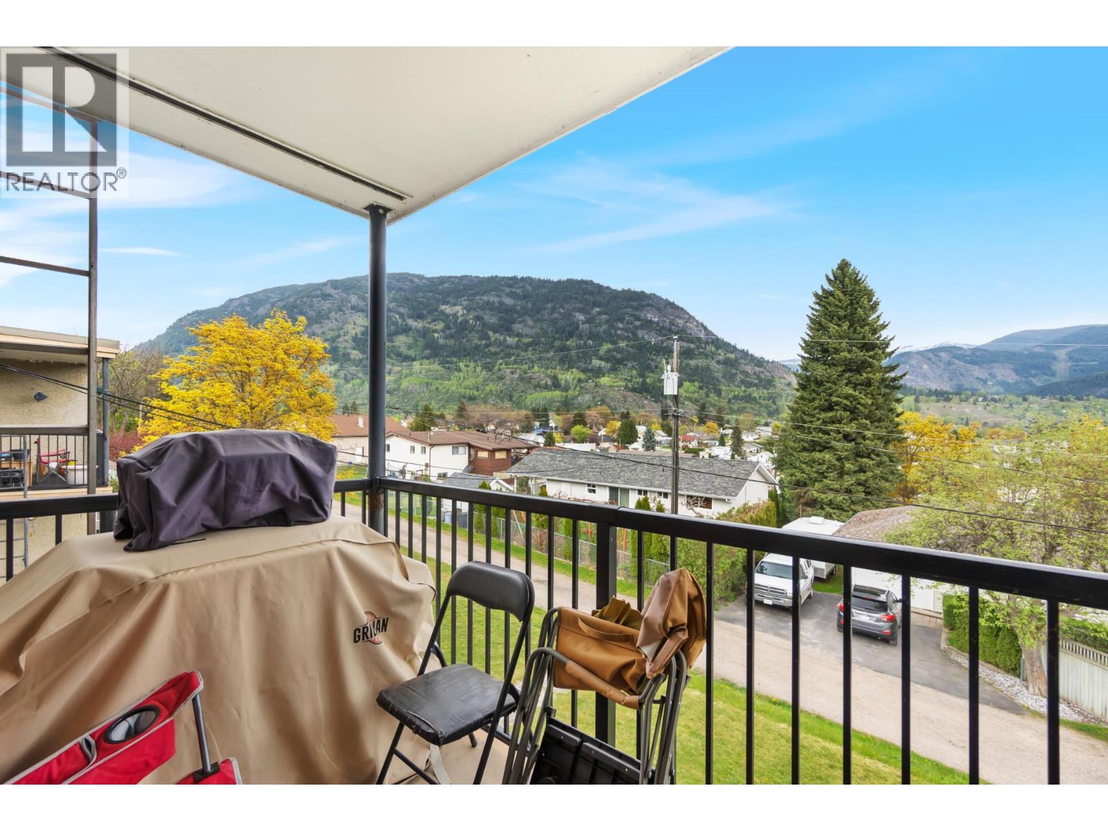 525 11th Avenue, Castlegar, British Columbia  V1N 1J6 - Photo 55 - 10375048